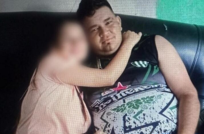 Niña de 3 muere a palos y cables